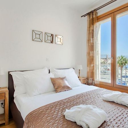 New Luxury Apartment Nives On Seaside Сплит Екстериор снимка