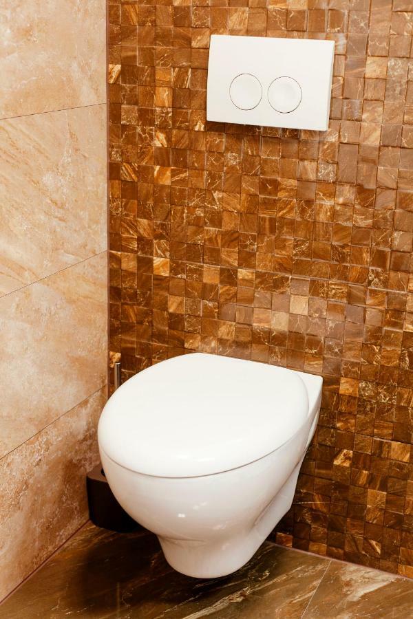 New Luxury Apartment Nives On Seaside Сплит Екстериор снимка